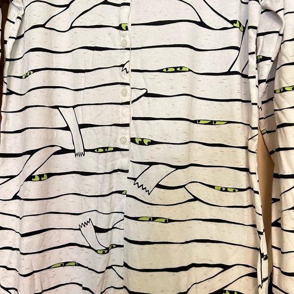 Old Navy one piece mummy print pajamas. XL Tall - Picture 2 of 3